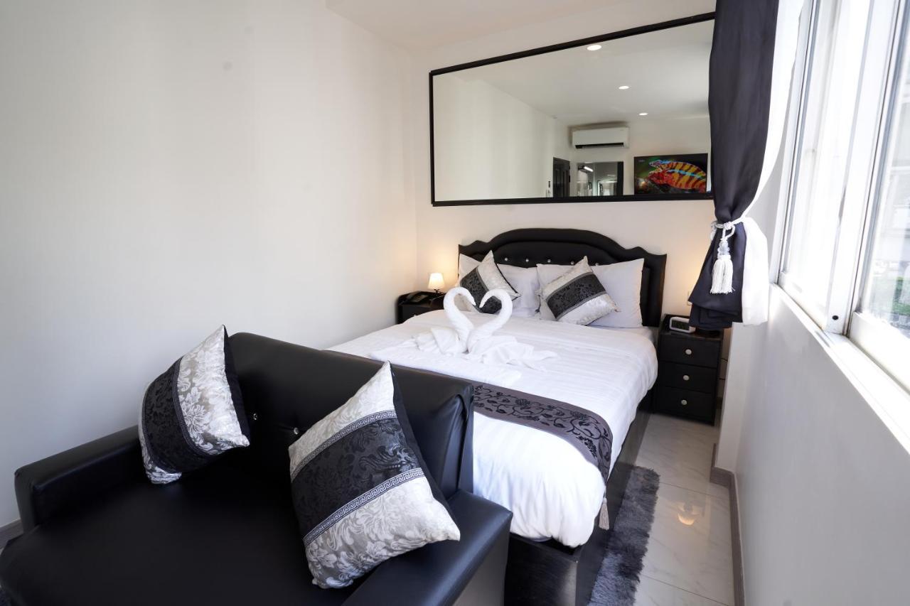 Thonglor Suites Hotel Bangkok Buitenkant foto