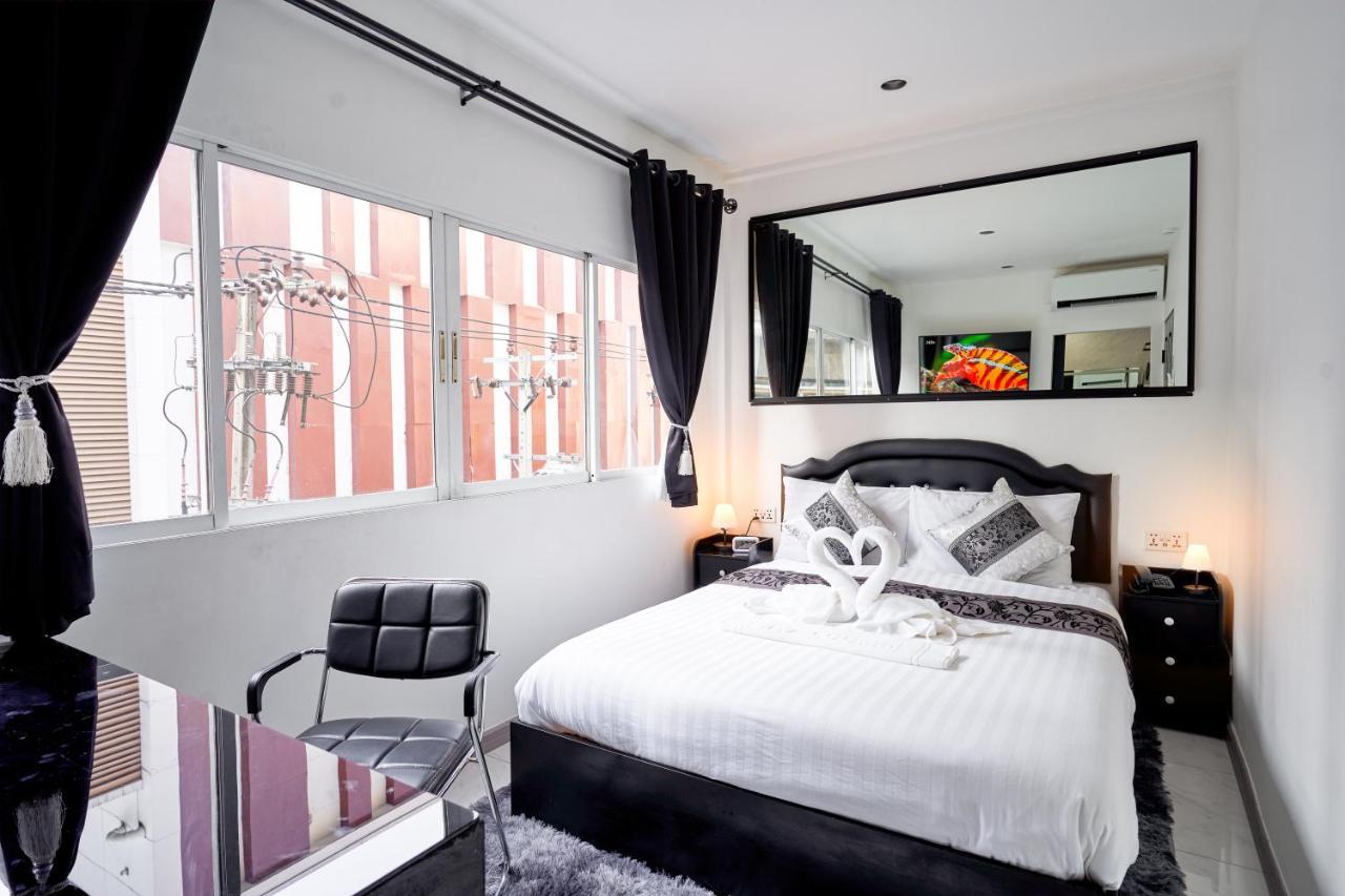 Thonglor Suites Hotel Bangkok Buitenkant foto